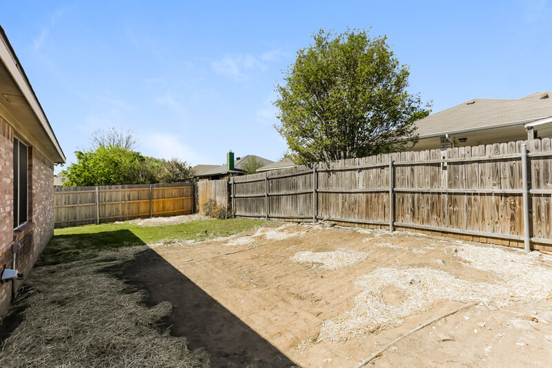 1,755/Mo, 6421 Freshwater Ln Fort Worth, TX 76179 Rear View