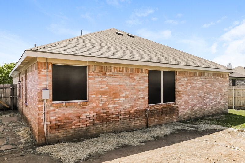 1,755/Mo, 6421 Freshwater Ln Fort Worth, TX 76179 Rear View 2