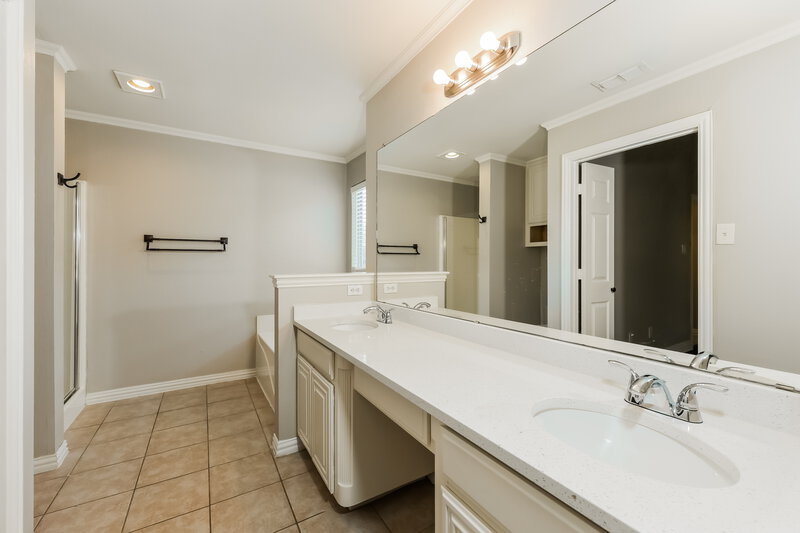 2,550/Mo, 1 Charleston Ct Mansfield, TX 76063 Main Bathroom View
