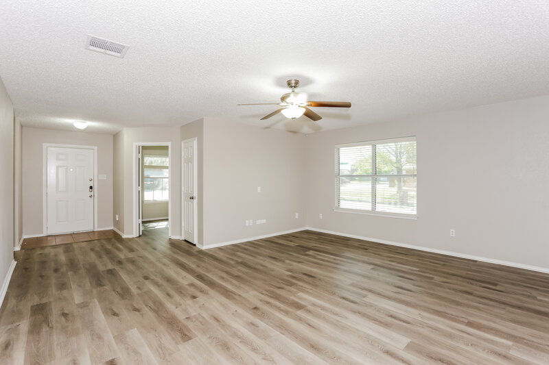 2,225/Mo, 8501 Hawkview Dr Fort Worth, TX 76179 Living Room View