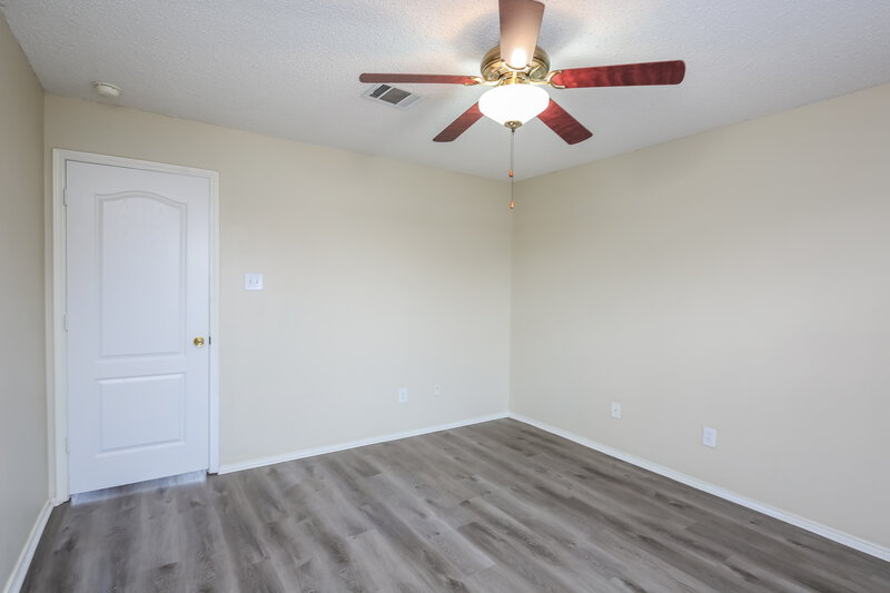 2,665/Mo, 1407 Stella Dr Lewisville, TX 75067 Main Bedroom View 2