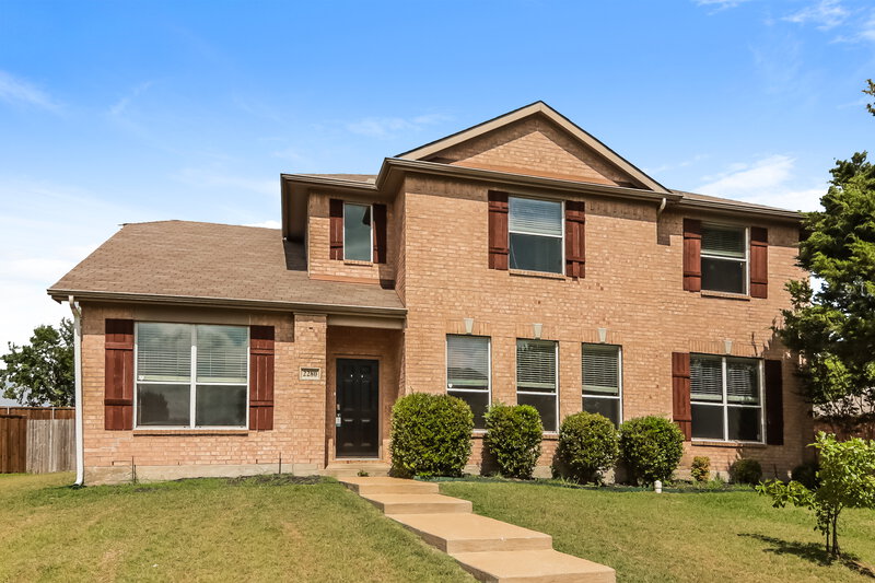 2,350/Mo, 2280 Timber Creek Dr Rockwall, TX 75032 Front View