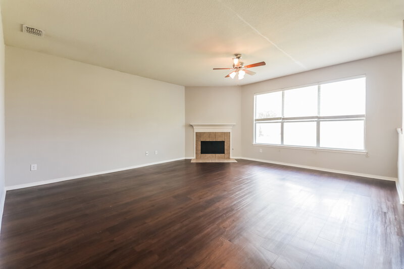 2,350/Mo, 2280 Timber Creek Dr Rockwall, TX 75032 Living Room View