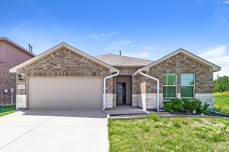 2,190/Mo, 10234 Fort Brown Trl Crowley, TX 76036 External View