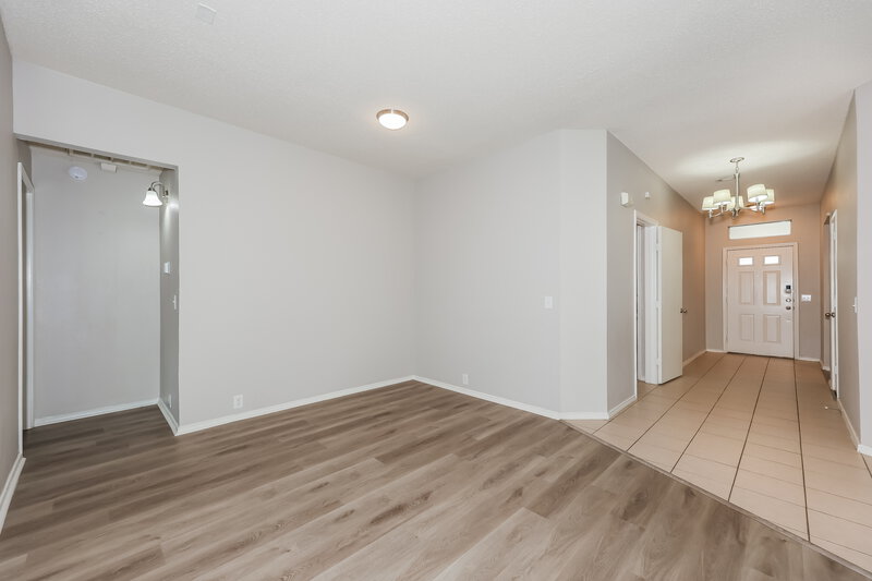 2,170/Mo, 833 Lariat Dr Saginaw, TX 76131 Living Room View 2