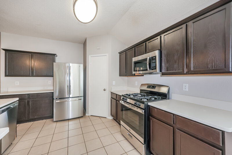 2,170/Mo, 833 Lariat Dr Saginaw, TX 76131 Kitchen View 2