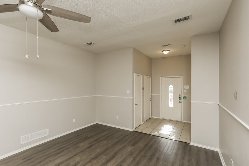 2,020/Mo, 317 W Glen Meadow Dr Glenn Heights, TX 75154 Misc View