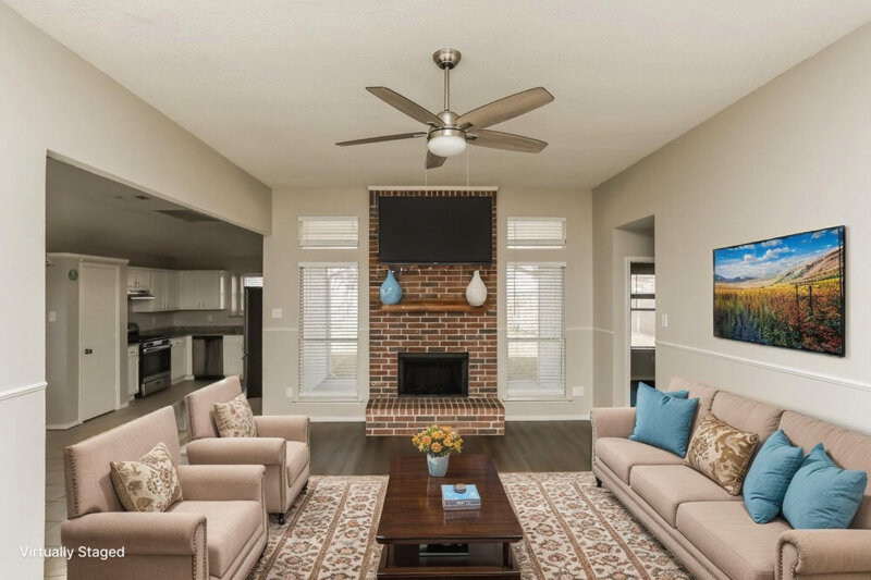 2,020/Mo, 317 W Glen Meadow Dr Glenn Heights, TX 75154 Misc View 2