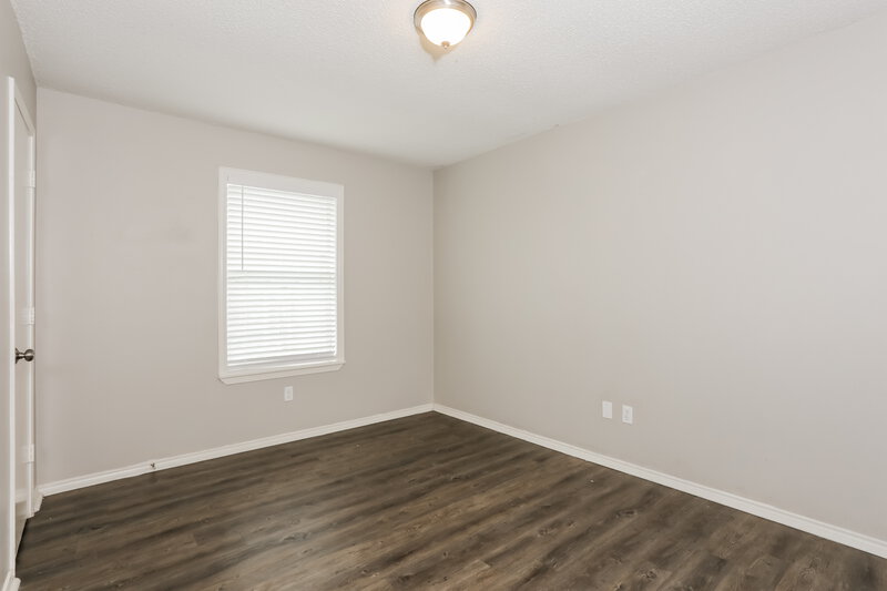 2,055/Mo, 317 W Glen Meadow Dr Glenn Heights, TX 75154 Bedroom View 2