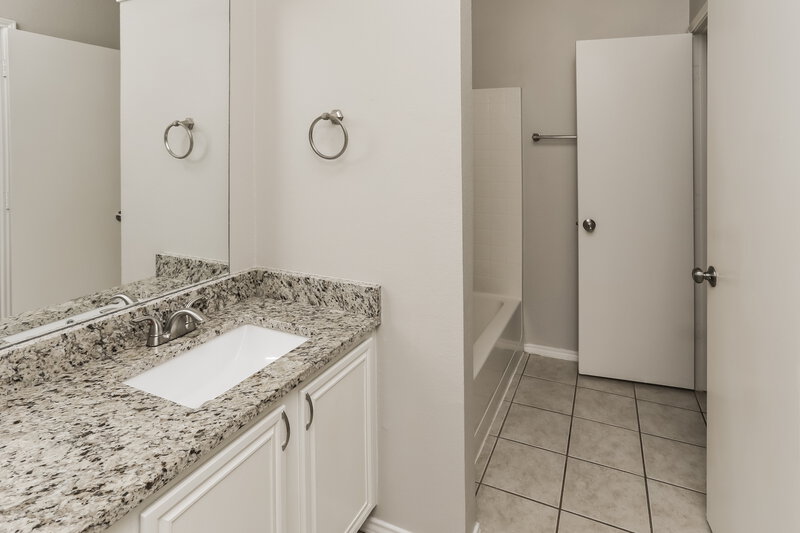 2,020/Mo, 317 W Glen Meadow Dr Glenn Heights, TX 75154 Misc View 11