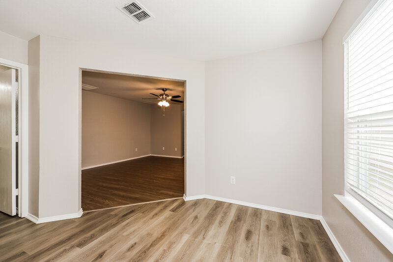 1,665/Mo, 1504 Pine Ln Fort Worth, TX 76140 Dining Room View