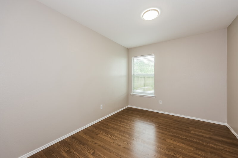 1,665/Mo, 1504 Pine Ln Fort Worth, TX 76140 Bedroom View