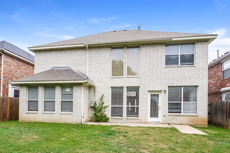 2,295/Mo, 6013 Portridge Dr Fort Worth, TX 76135 Rear View