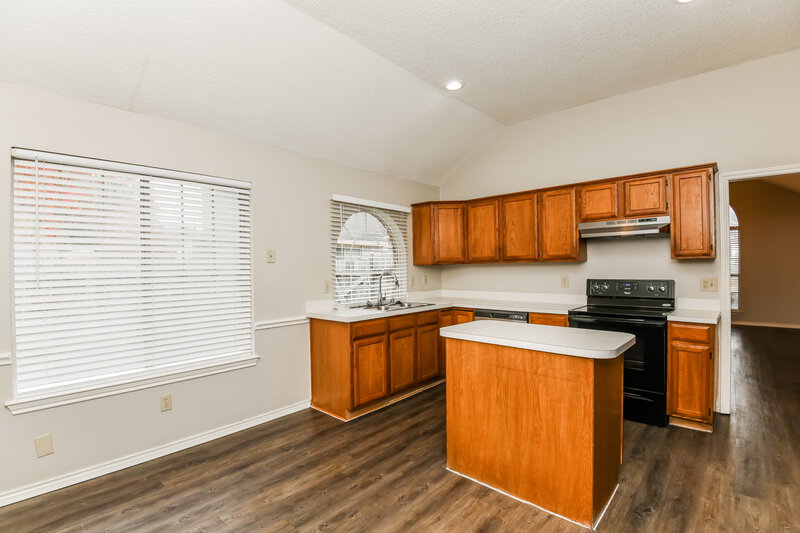 1,750/Mo, 5405 Turtle River Ct Fort Worth, TX 76137 Breakfast Nook View