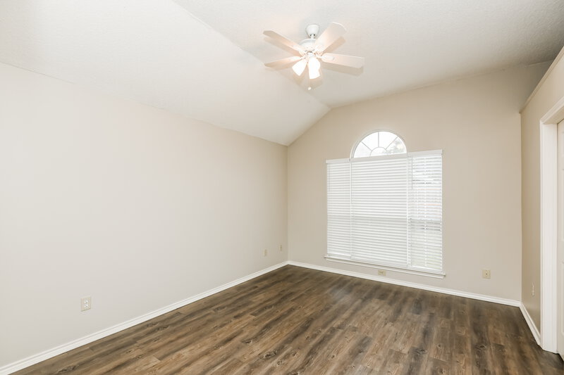 1,750/Mo, 5405 Turtle River Ct Fort Worth, TX 76137 Main Bedroom View