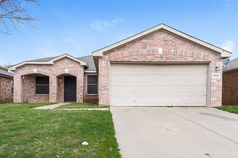 2,075/Mo, 8005 Meadow View Trl Fort Worth, TX 76120 External View