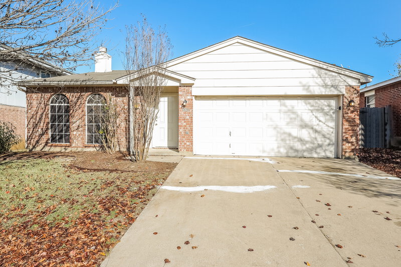 1,930/Mo, 423 Blueberry Hill Ln Mansfield, TX 76063 Front View