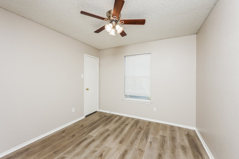 1,930/Mo, 423 Blueberry Hill Ln Mansfield, TX 76063 Bedroom View