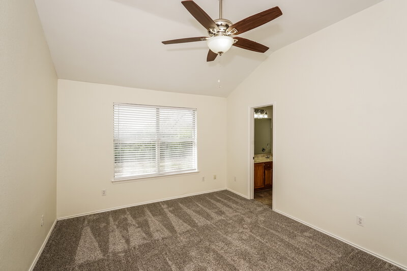 1,770/Mo, 1000 Sandalwood Dr Fort Worth, TX 76140 Main Bedroom View