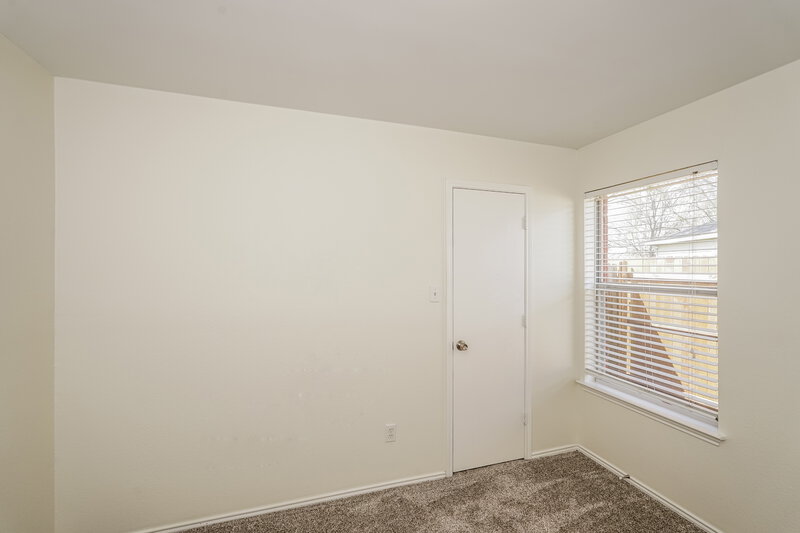 1,770/Mo, 1000 Sandalwood Dr Fort Worth, TX 76140 Bedroom View