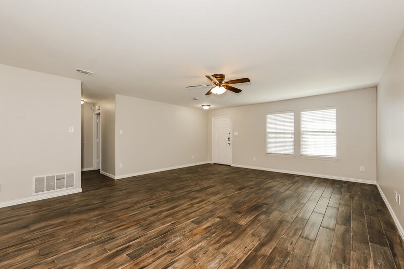 2,220/Mo, 8837 Irish Bend Dr Fort Worth, TX 76123 Living Room View