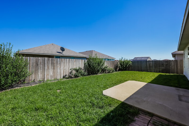 2,220/Mo, 8837 Irish Bend Dr Fort Worth, TX 76123 Rear View