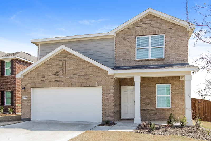 2,175/Mo, 1801 Sandlin Dr Forney, TX 75126 Front View