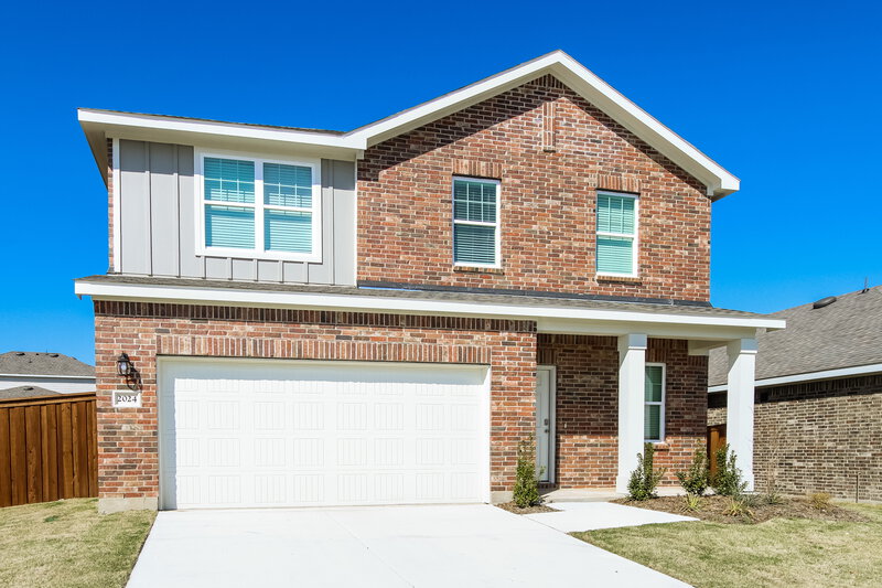 2,395/Mo, 2024 Honey Creek Rd Forney, TX 75126 Front View