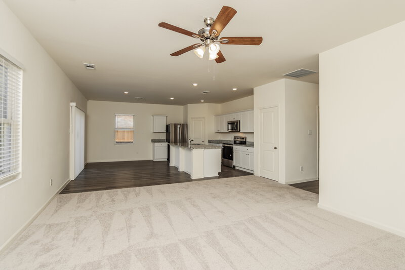 2,170/Mo, 1811 Pueblo St Forney, TX 75126 Living Room View
