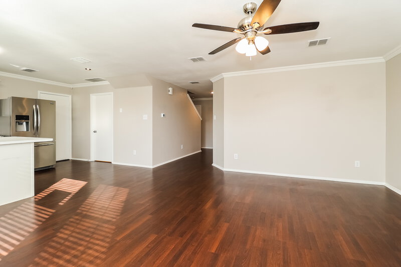 2,450/Mo, 2147 Panorama Ln Grand Prairie, TX 75052 Living Room View 2