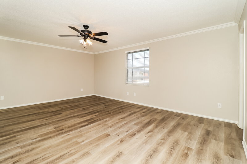 2,450/Mo, 2147 Panorama Ln Grand Prairie, TX 75052 Main Bedroom View 2