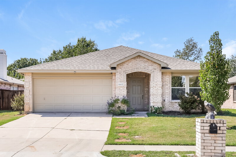 2,265/Mo, 8412 Mild Creek Ln Denton, TX 76210 External View