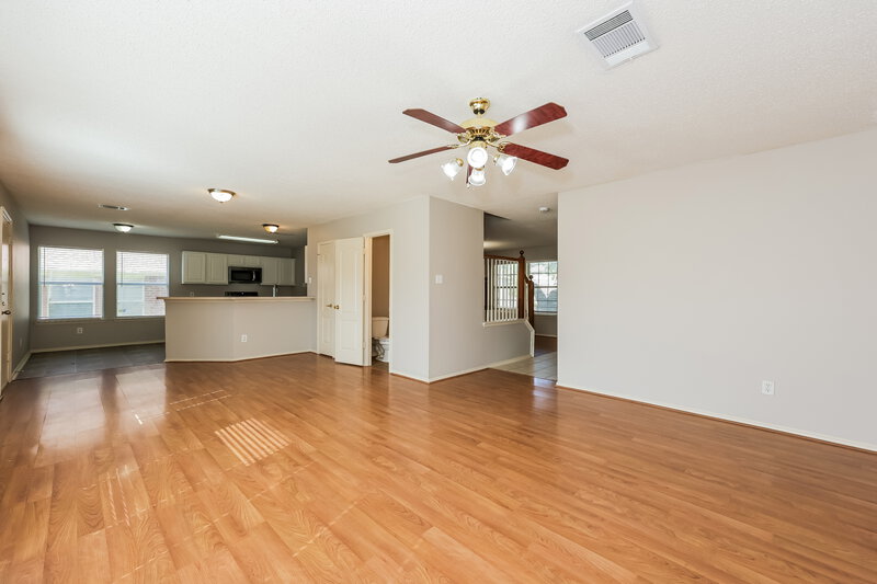 2,480/Mo, 735 Cedarwood Dr Cedar Hill, TX 75104 Living Room View