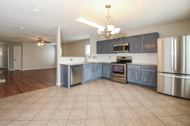 2,185/Mo, 5308 Emmeryville Ln Fort Worth, TX 76244 Dining Room View