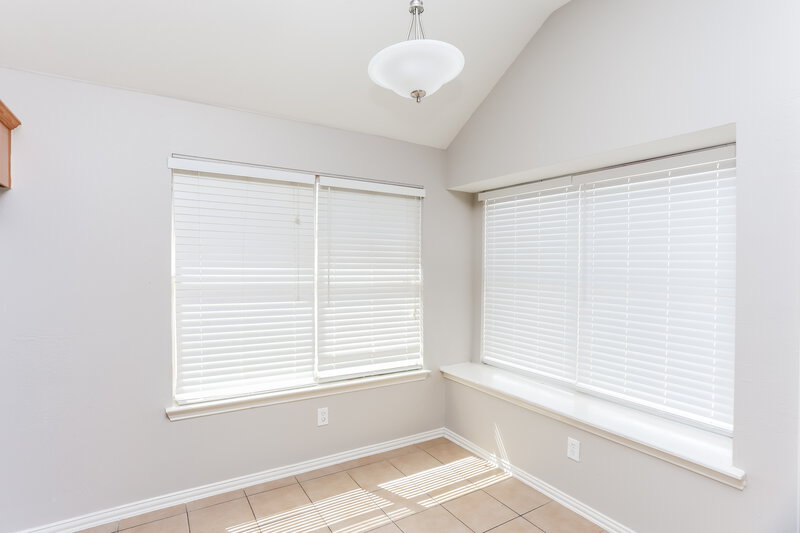 2,375/Mo, 213 Morningstar Ln Red Oak, TX 75154 Floorplan View 2