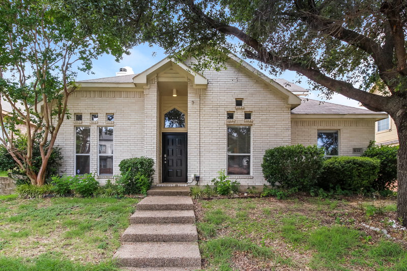 3,300/Mo, 412 Valley View Dr Lewisville, TX 75067 External View