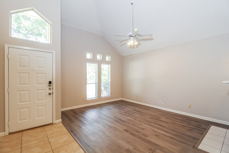 3,300/Mo, 412 Valley View Dr Lewisville, TX 75067 Living Room View