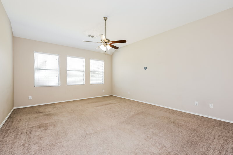 2,725/Mo, 828 Forest Heights Dr Crowley, TX 76036 Main Bedroom View