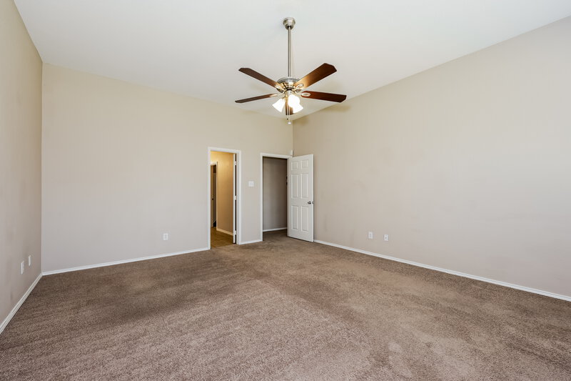 2,725/Mo, 828 Forest Heights Dr Crowley, TX 76036 Main Bedroom View 2
