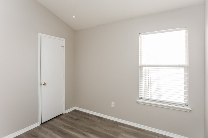 2,070/Mo, 914 Pryor Dr Arlington, TX 76001 Bedroom View 3