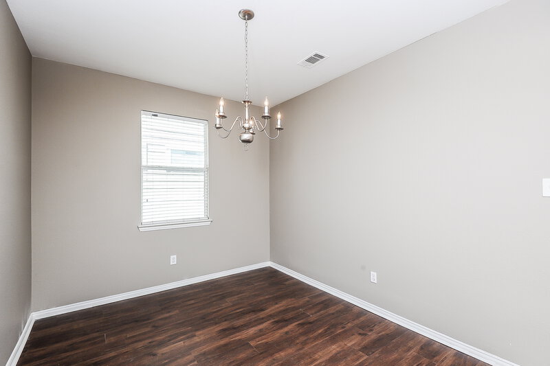 2,185/Mo, 10009 Lexington Dr Providence Village, TX 76227 Dining Room View 2