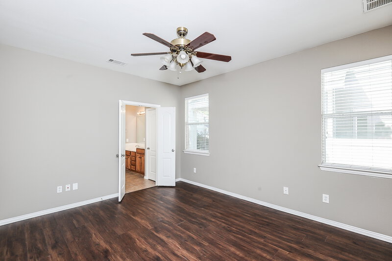 2,185/Mo, 10009 Lexington Dr Providence Village, TX 76227 Master Bedroom View 3