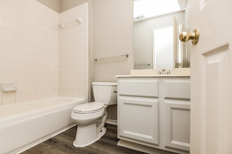 3,160/Mo, 1607 Spring Creek Ct Keller, TX 76248 Bathroom View