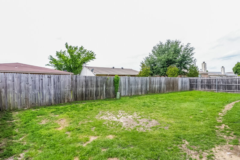2,250/Mo, 1906 Winter Pass Trl Arlington, TX 76002 Exterior View