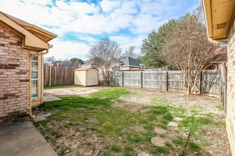 2,535/Mo, 713 Claire View Dr Desoto, TX 75115 Rear Viewlarge View 2