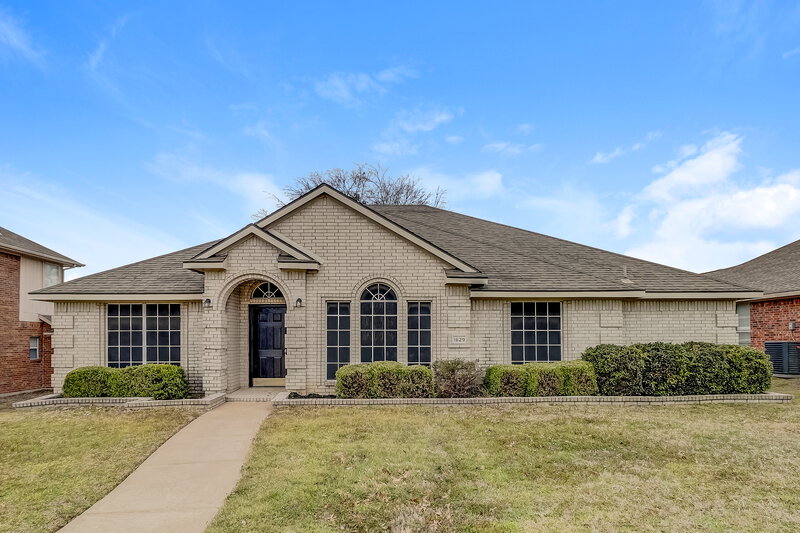 2,775/Mo, 1629 Laurel Springs Ct Desoto, TX 75115 External View