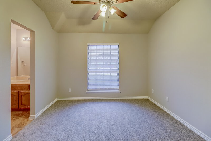 2,775/Mo, 1629 Laurel Springs Ct Desoto, TX 75115 Bedroom View 3