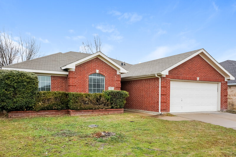 1,775/Mo, 3912 Tarpon Springs Dr Fort Worth, TX 76123 Front View