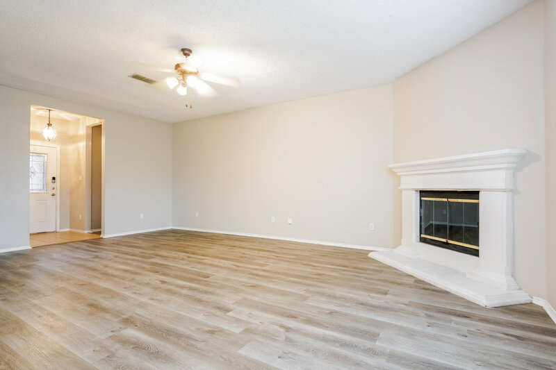 1,775/Mo, 3912 Tarpon Springs Dr Fort Worth, TX 76123 Living Room View 2