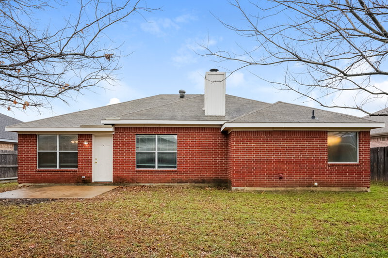 1,775/Mo, 3912 Tarpon Springs Dr Fort Worth, TX 76123 Rear View